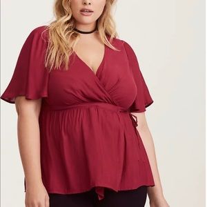 Torrid sheer short sleeve wrap top with tie